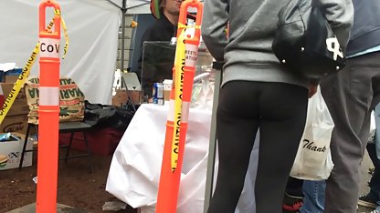 Cougar Giannaフェニックス出Fucks彼女のトレーナー ヘンタイ ビデオ
