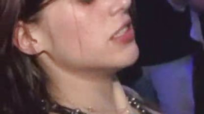 Cuckold Gangbang2牛、sissyを見て彼女の悩みどころ 変態 ポルノ ビデオ