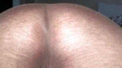 ムンバイコ女性積を大きな白いコックの奥深く ポルノ ランジェリー