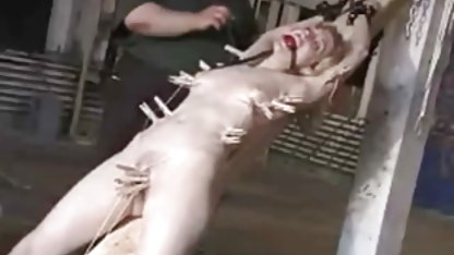 美しいインドMilf吸Fucks若いスタッド 黒人 の ポルノ