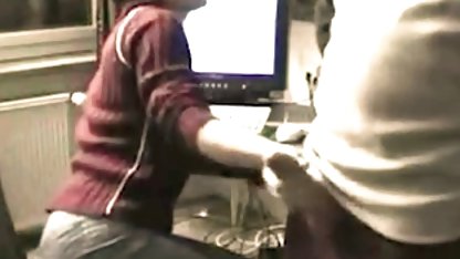 トリーレーン人の勇敢な男です。 vr ポルノ ビデオ