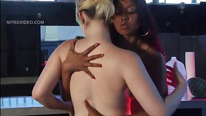 ムカップの贈り物--アンジェリーナsverhdorogih巨乳babe 昭和 の ポルノ ビデオ